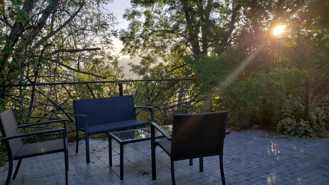 Fenetre Sur Loire Bed and Breakfast Iguerande Εξωτερικό φωτογραφία